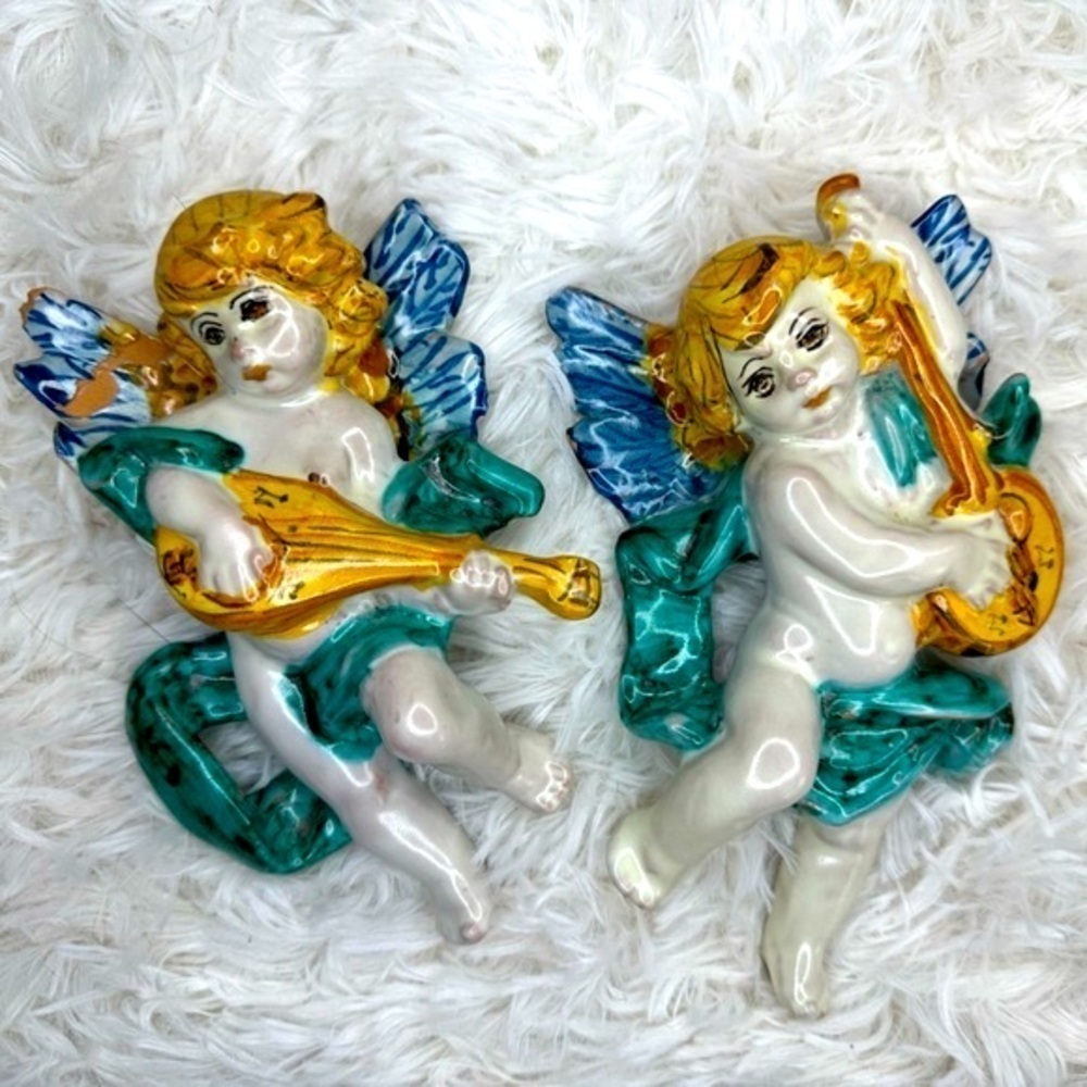 Handcrafted Sicilian Italy Art Pottery Two Cherubs with Mandolin and Banjo